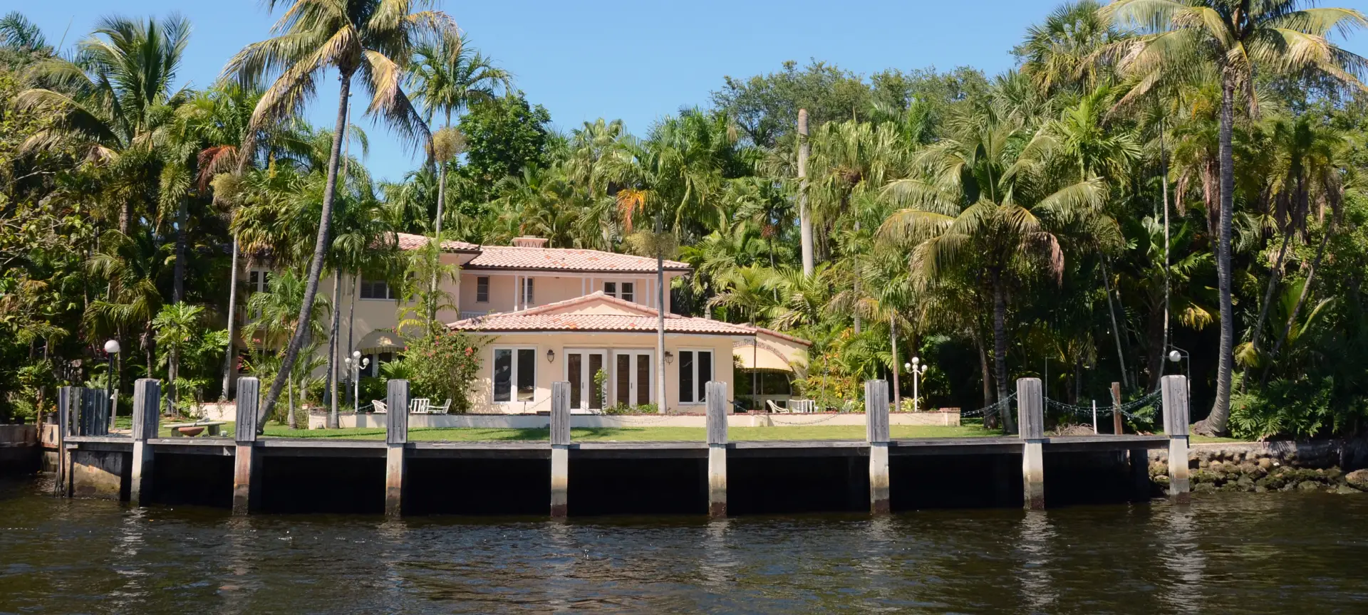 Veteran-Owned Care for Coastal Structures: Reliable Seawalls Year-Round